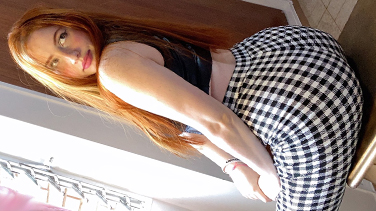 NakarySp: novinha ruiva pelada